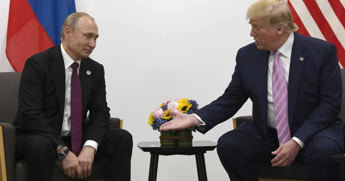 Trump zvažuje ústupok Rusku. Putinov vyslanec chce za ropu zrušenie sankcií