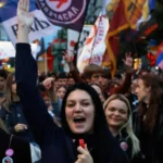 Vučić po dvoch rokoch protestov čelí boju o politické prežitie