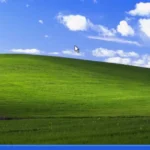 Windows XP oslavuje štvrťstoročie. Zelený kopec ukrýval zásadný obrat